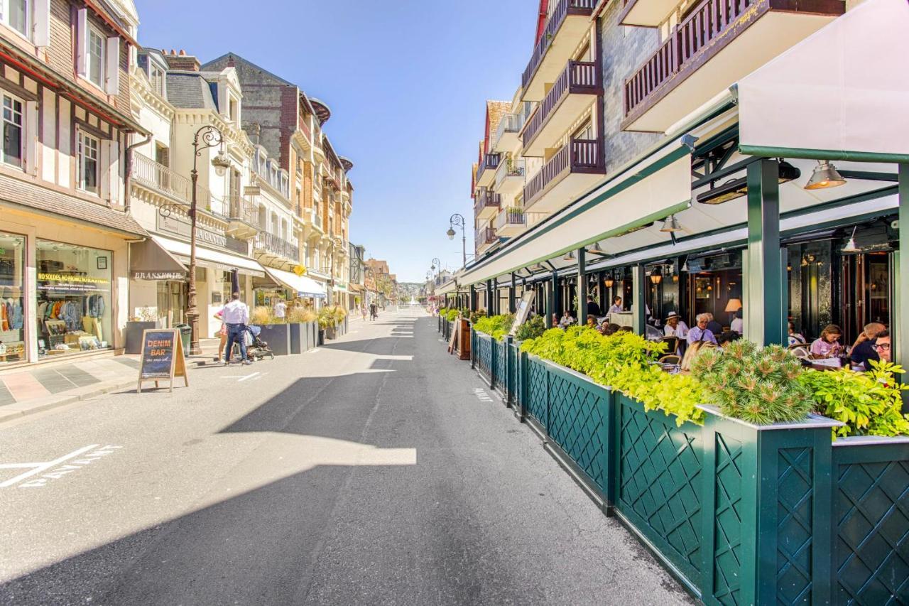 Castel Saint Clair - Trois Pieces - Centre Apartment