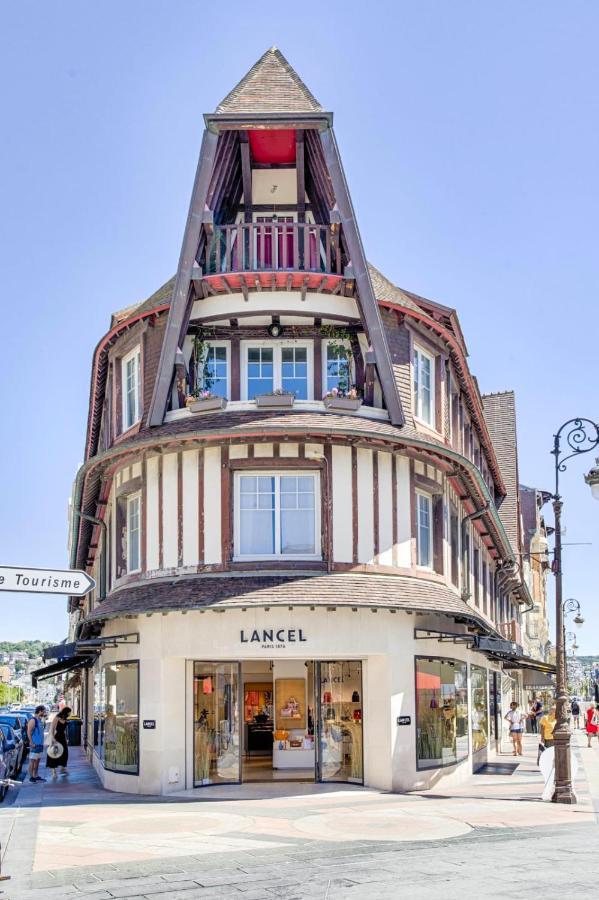 Castel Saint Clair - Trois Pieces - Centre *